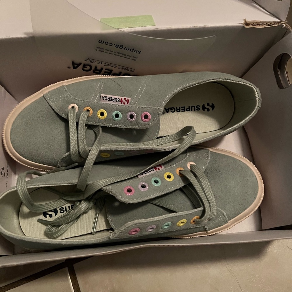 Brand new Superga sneakers size 39.